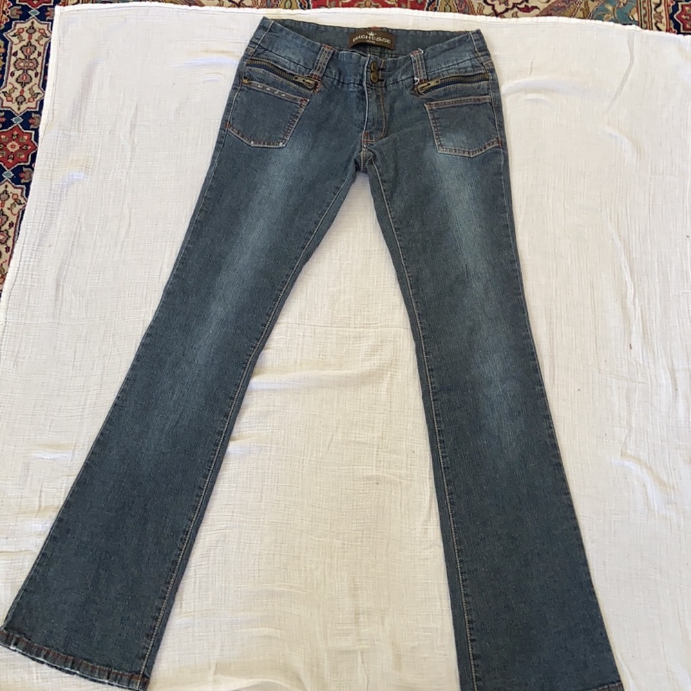Jeans - Picture 2 of 3